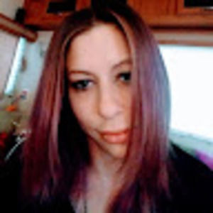 Meet your Posher, Becca